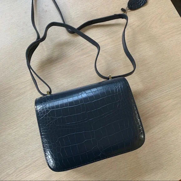 ‼️Hot Deal‼️ Fashion Classic Leather Purse shoulder bag with Crocodile pattern - Picture 6 of 9